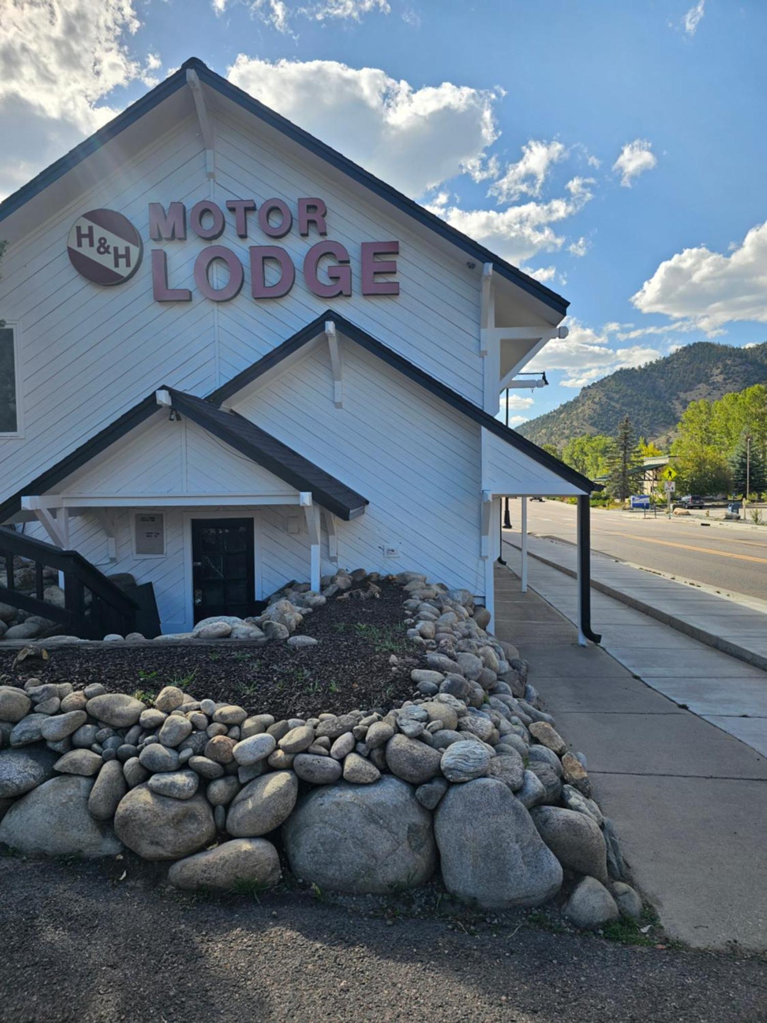 H&H Motor Lodge Idaho Springs Luaran gambar